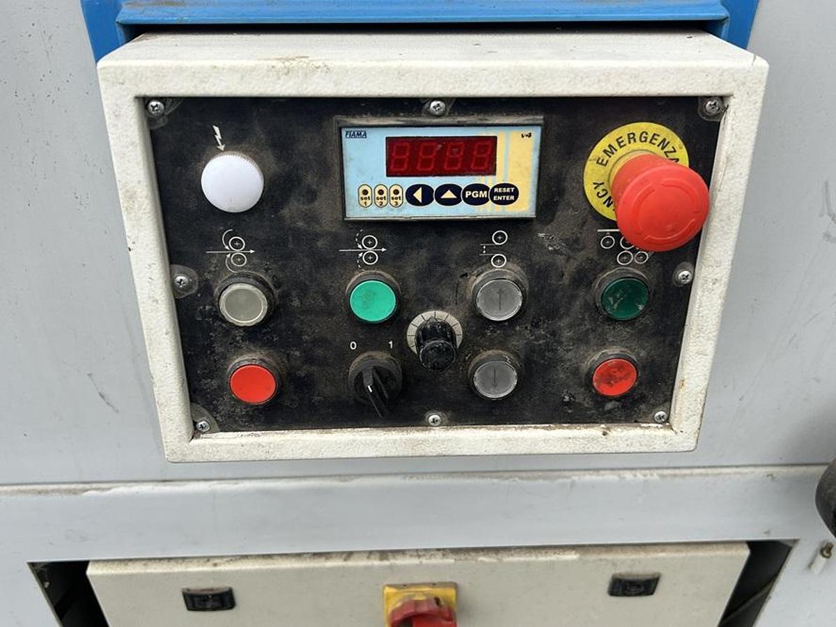 Used Encolleuse OSAMA S4R/P-600