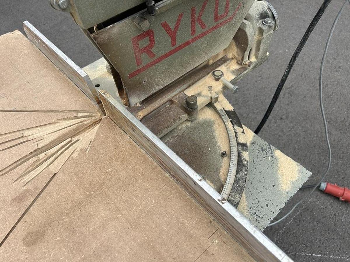 Used Scie radiale Graule 