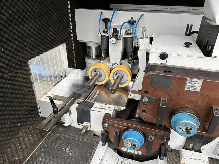 Used Moulurière Leadermac Speedmac 826 + Empileur Sheitek