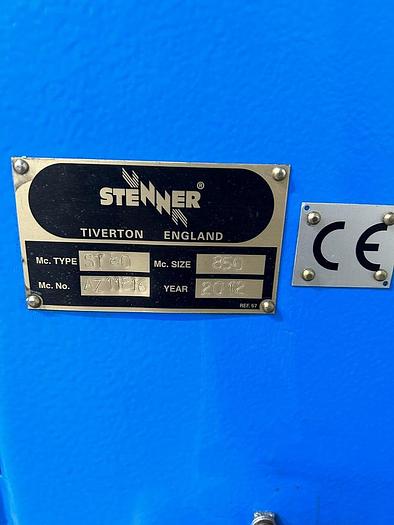 Utilisé Scie à ruban avec entraineur dédoubleur Stenner