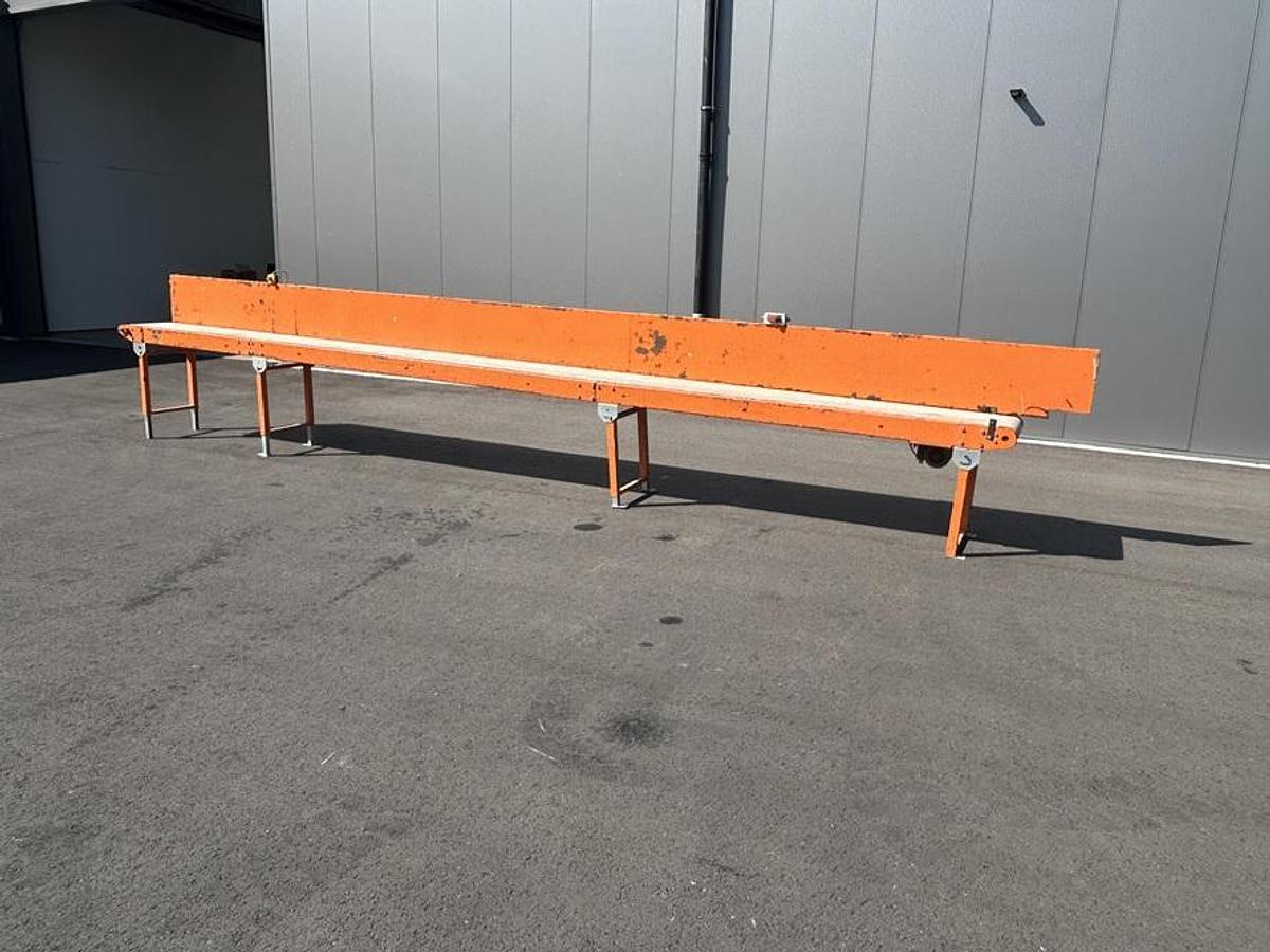 Used Convoyeur à tapis 700cm