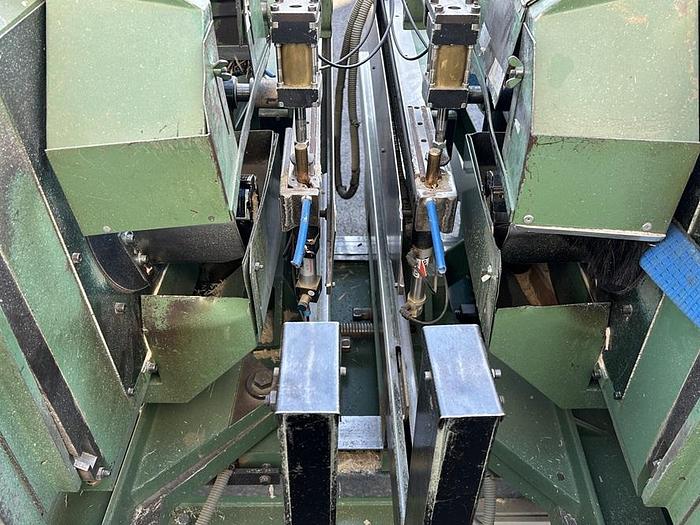 Used Tenonneuse double tenons ronds HELMA