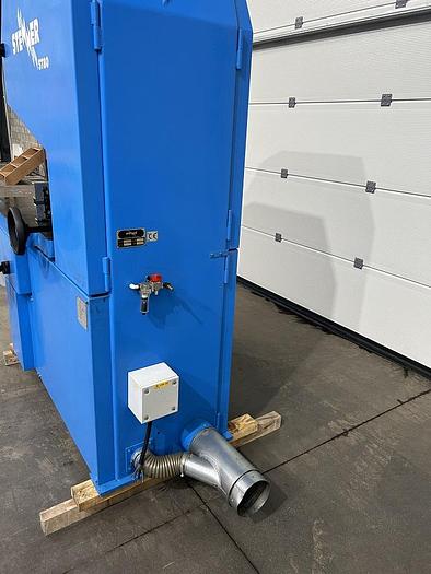 Utilisé Scie à ruban avec entraineur dédoubleur Stenner