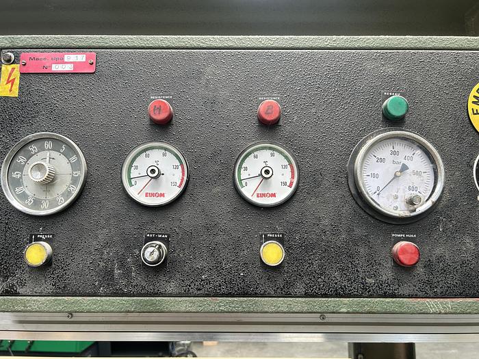 D'occasion Presse à plaquer Steton