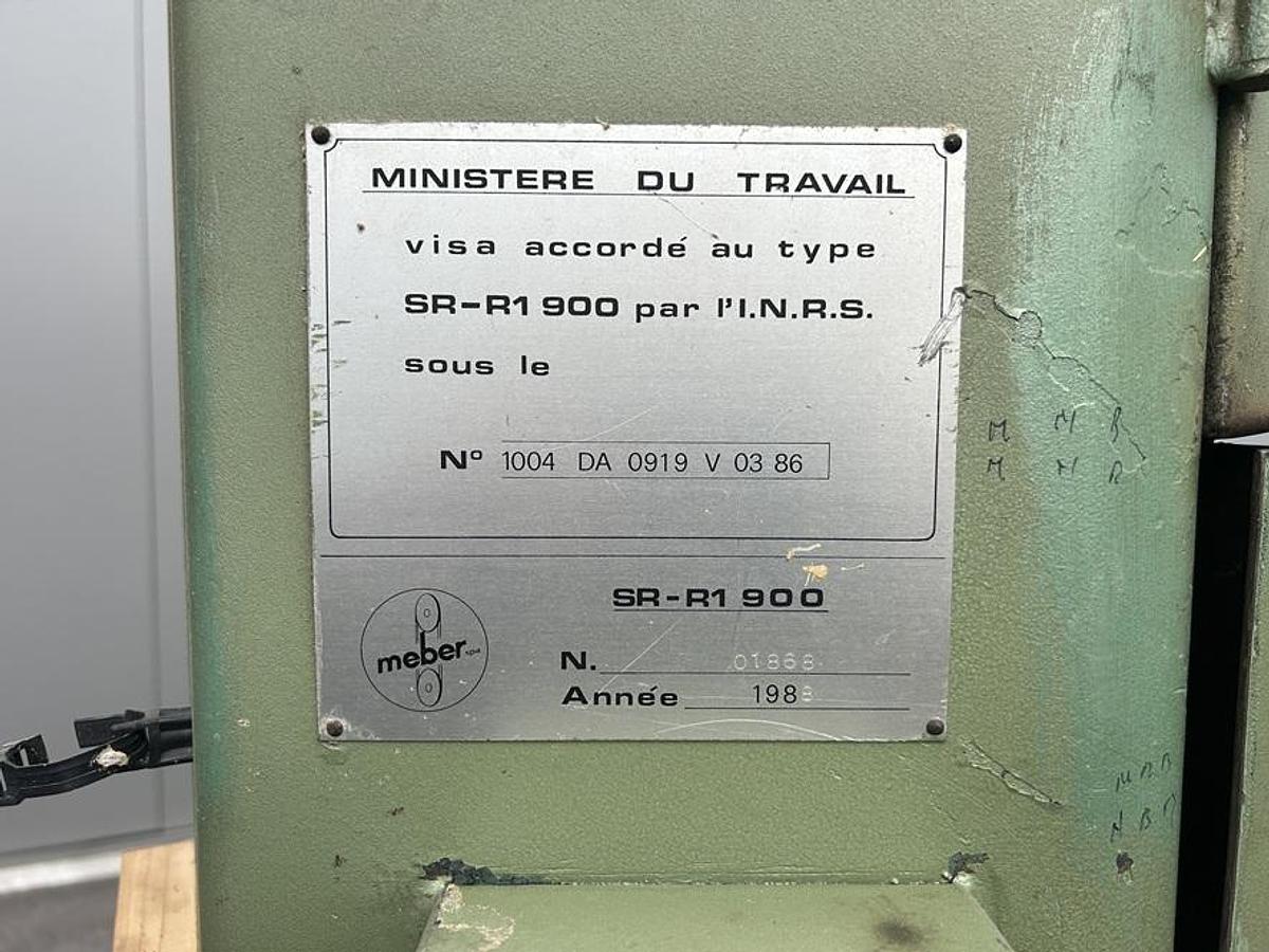 Used Scie à ruban dédoubleur MEBER SR-R1 900