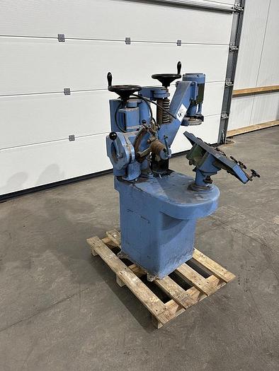 Utilisé Affuteuse Chuet