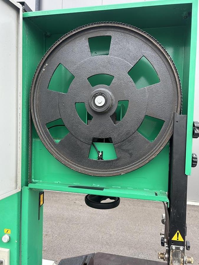 Used Scie à ruban MEBER 600