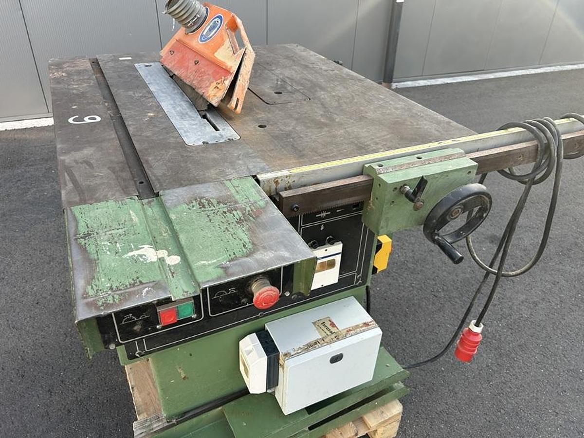 Used Scie circulaire inclinable Guilliet