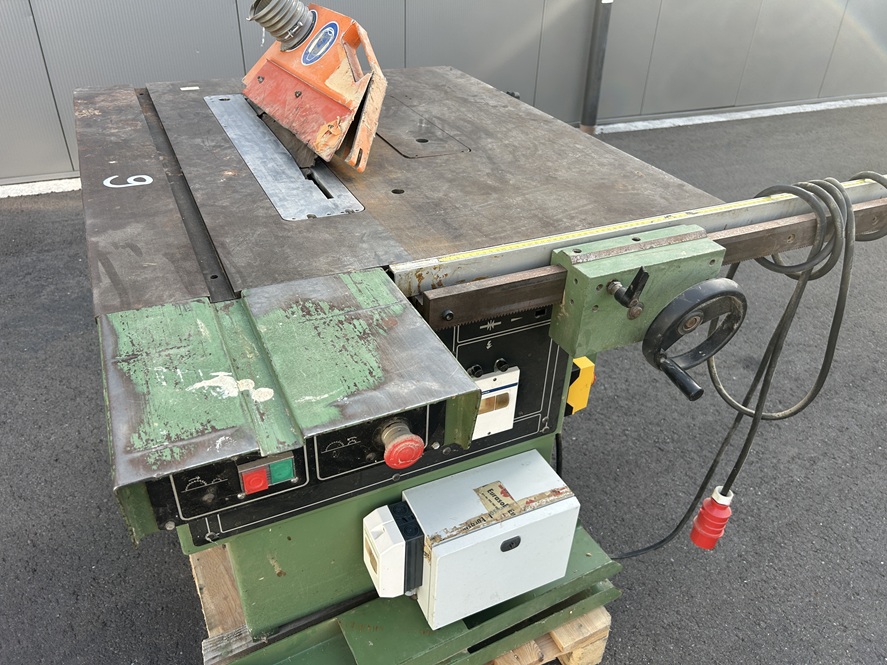 Used Scie circulaire inclinable Guilliet