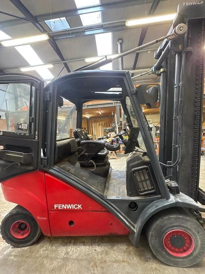 Used Chariot élévateur LINDE HD30