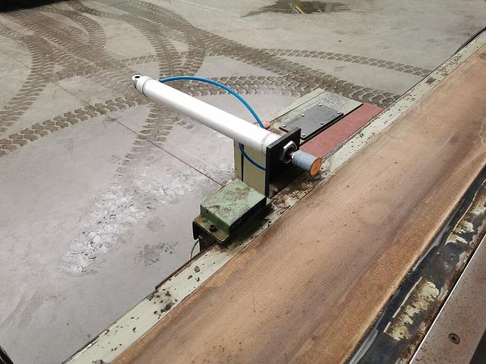 Utilisé Tapis motorisé