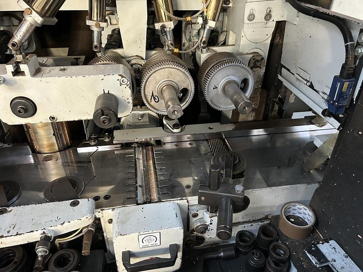 Used Moulurière KUPER SWT XL-6A+U