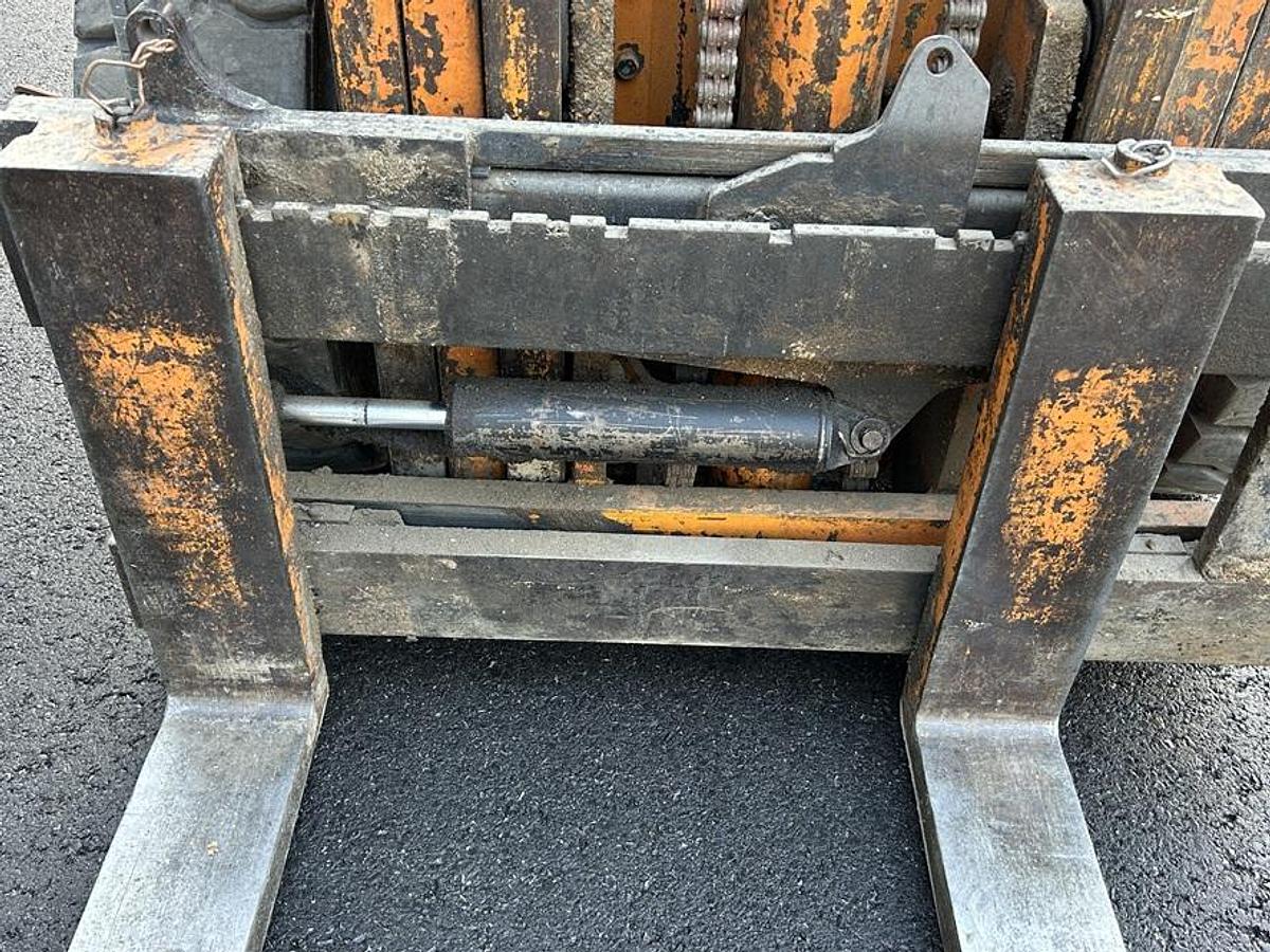 Used Chariot élévateur TOYOTA 2.5T