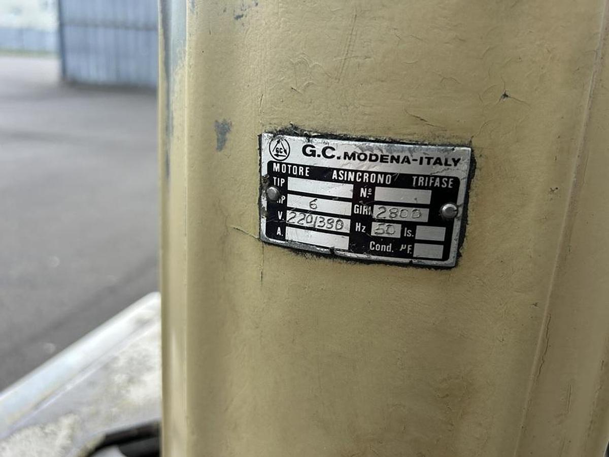 Used Affuteuse magnétique MVM AF1500