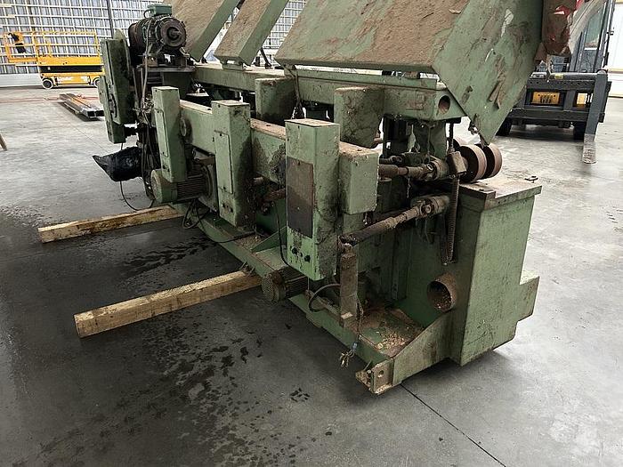 Utilisé Moulurière TSN KX6