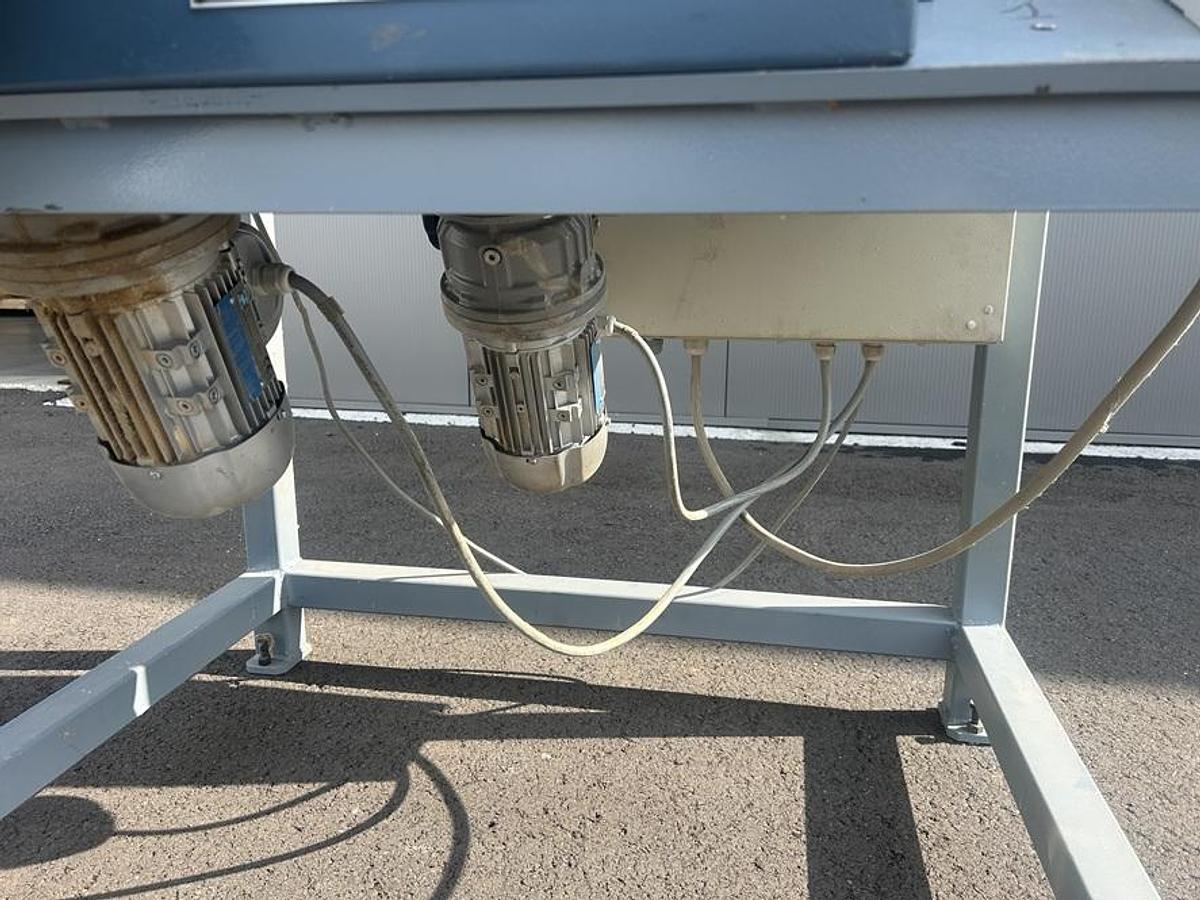 Used Ponceuse orbitale à bande bois de bout CM3