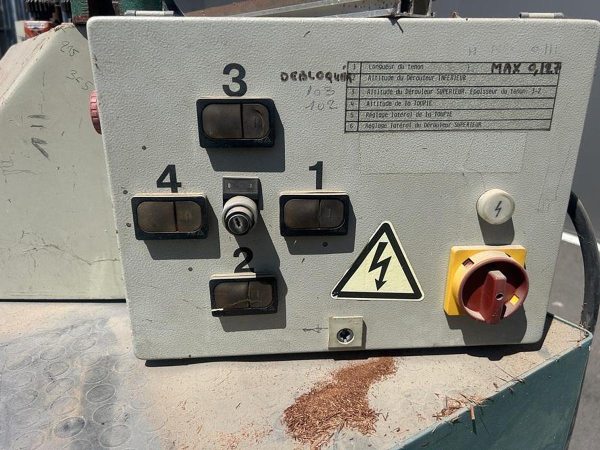 Used Tenonneuse à dérouleurs MECANOBOIS COMPACT90