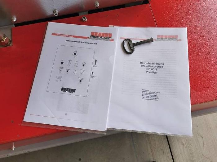 D'occasion Presse à briquettes