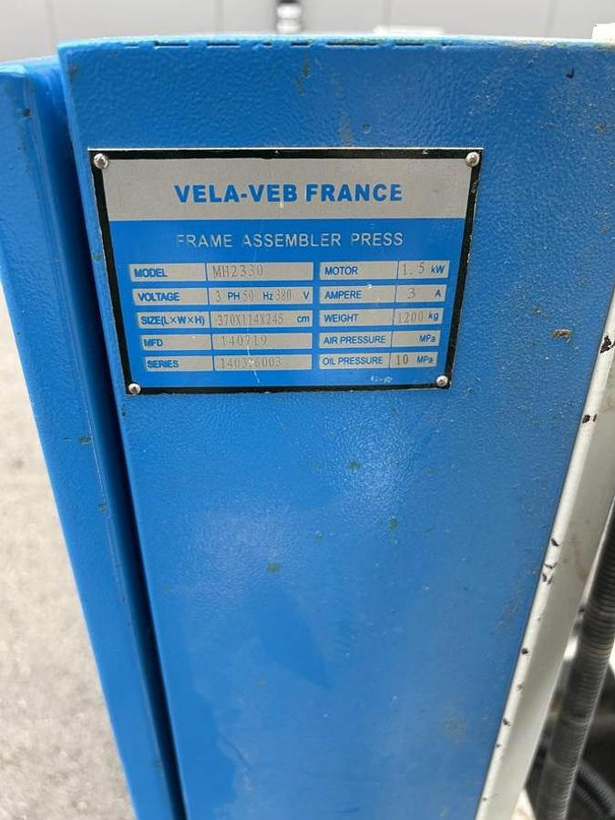 Used Cadreuse à poutre MARZZANI VELA-VEB
