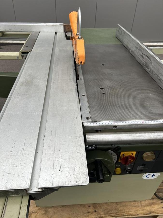 Used Scie à format SCM SI150