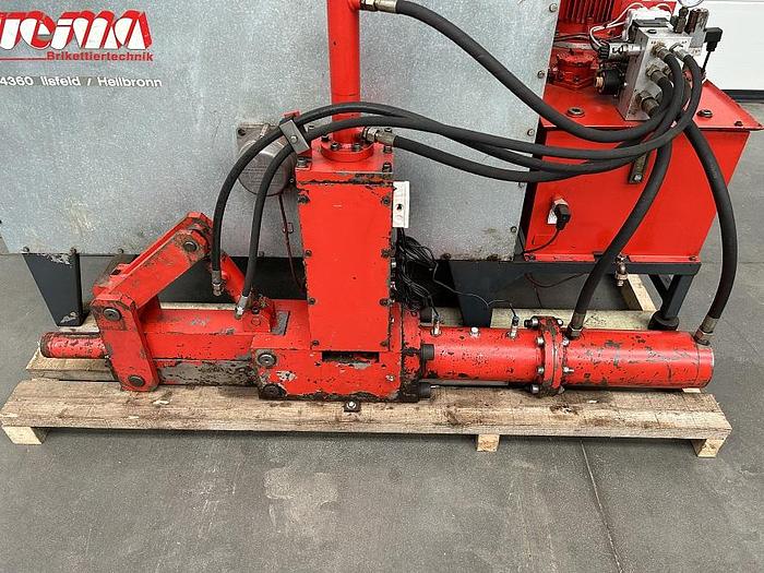 Utilisé Presse à briquettes WEIMA TH600