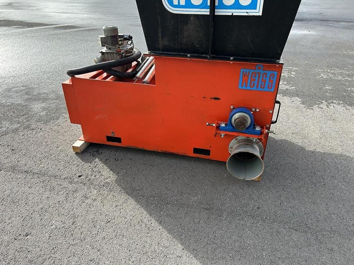 Used Broyeur à déchets WEISS CR25-225
