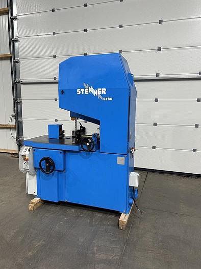 Utilisé Scie à ruban avec entraineur dédoubleur Stenner