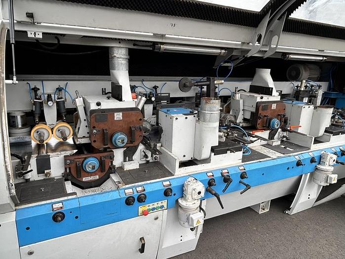 Used Moulurière Leadermac Speedmac 826 + Empileur Sheitek