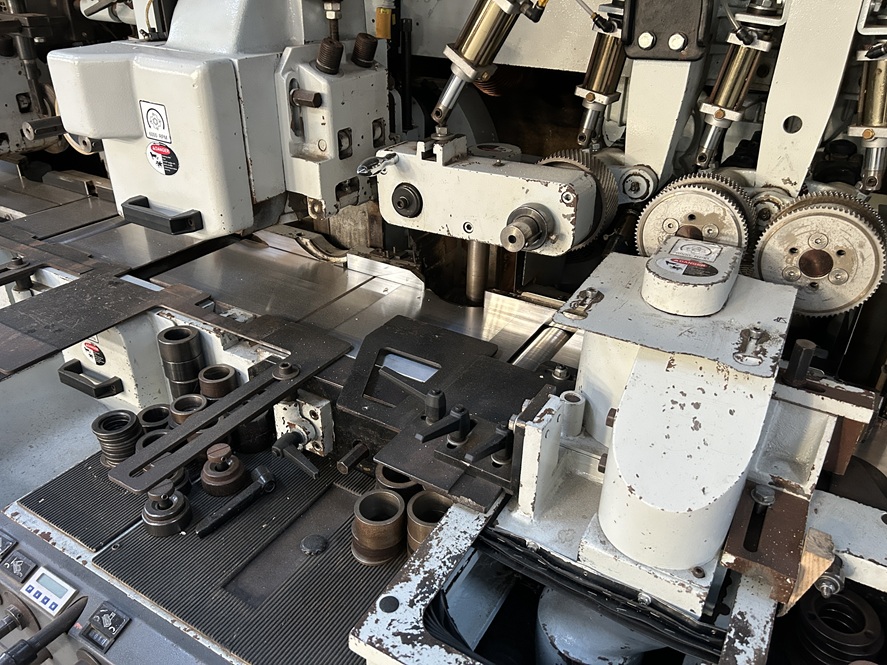 Used Moulurière KUPER SWT XL-6A+U