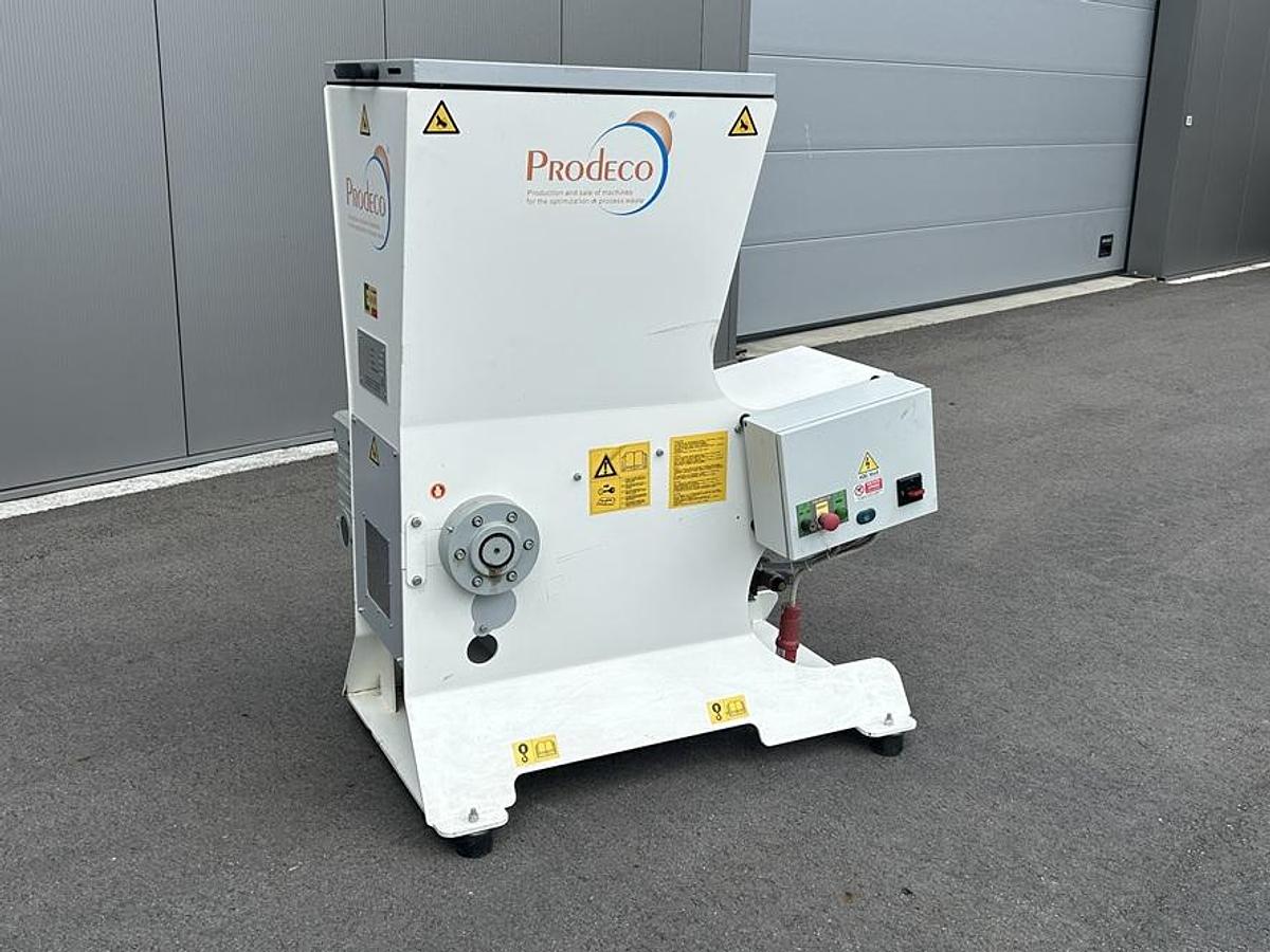 Used Broyeur à déchets PRODECO M-0