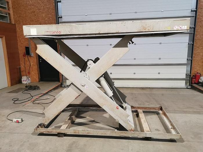 Utilisé Table élévatrice BOLZONI 3000KG