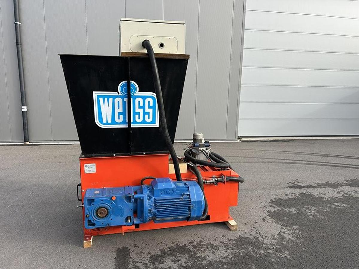 Used Broyeur à déchets WEISS CR25-225