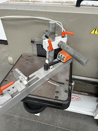 D'occasion Tenonneuse pour tenons ronds