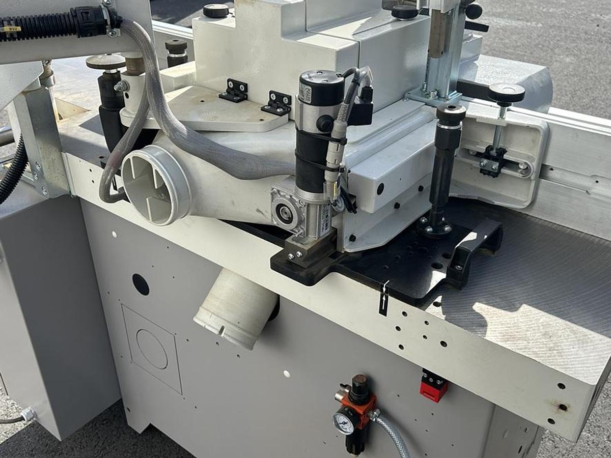 Used Toupie numérisée CASADEI F235A