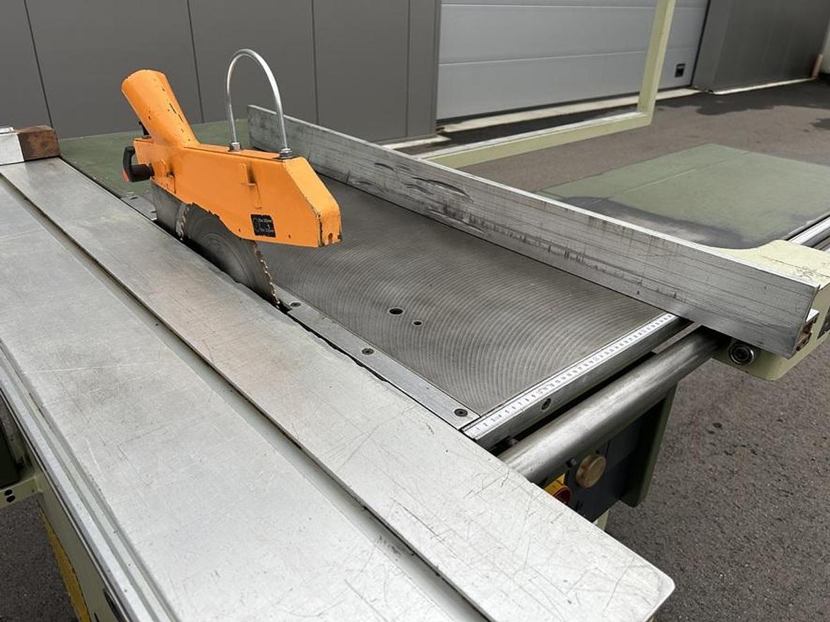 Used Scie à format SCM SI150