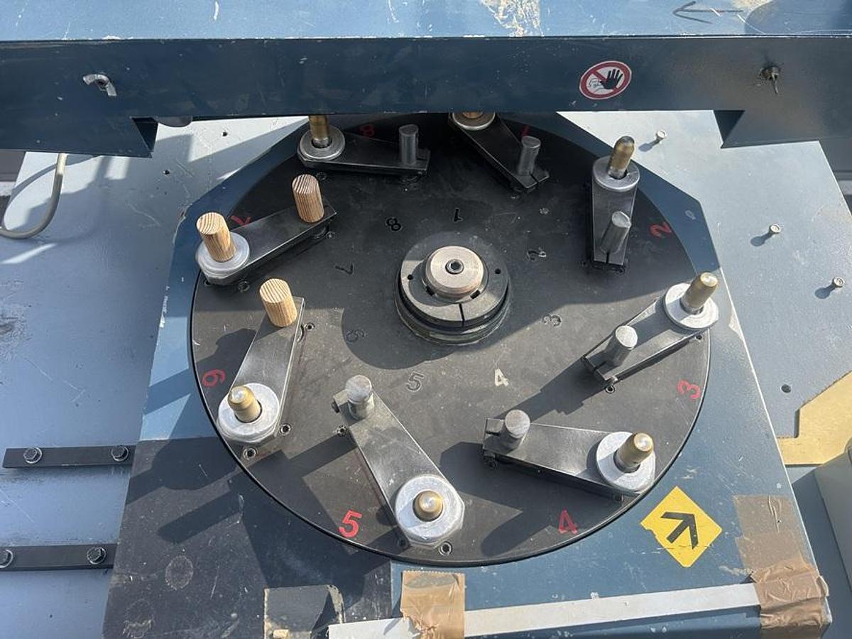 Used Ponceuse orbitale à bande bois de bout CM3