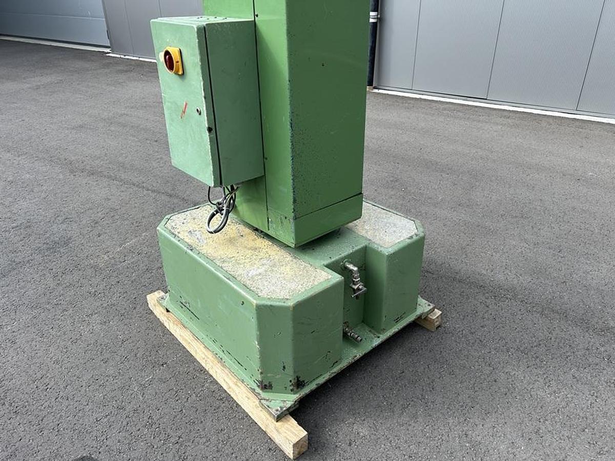 Used Potence avec ventouse de levage MAHROS pour panneaux