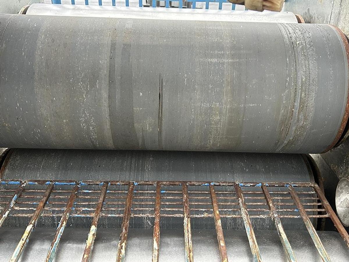 Used Encolleuse OSAMA S4R/P-600