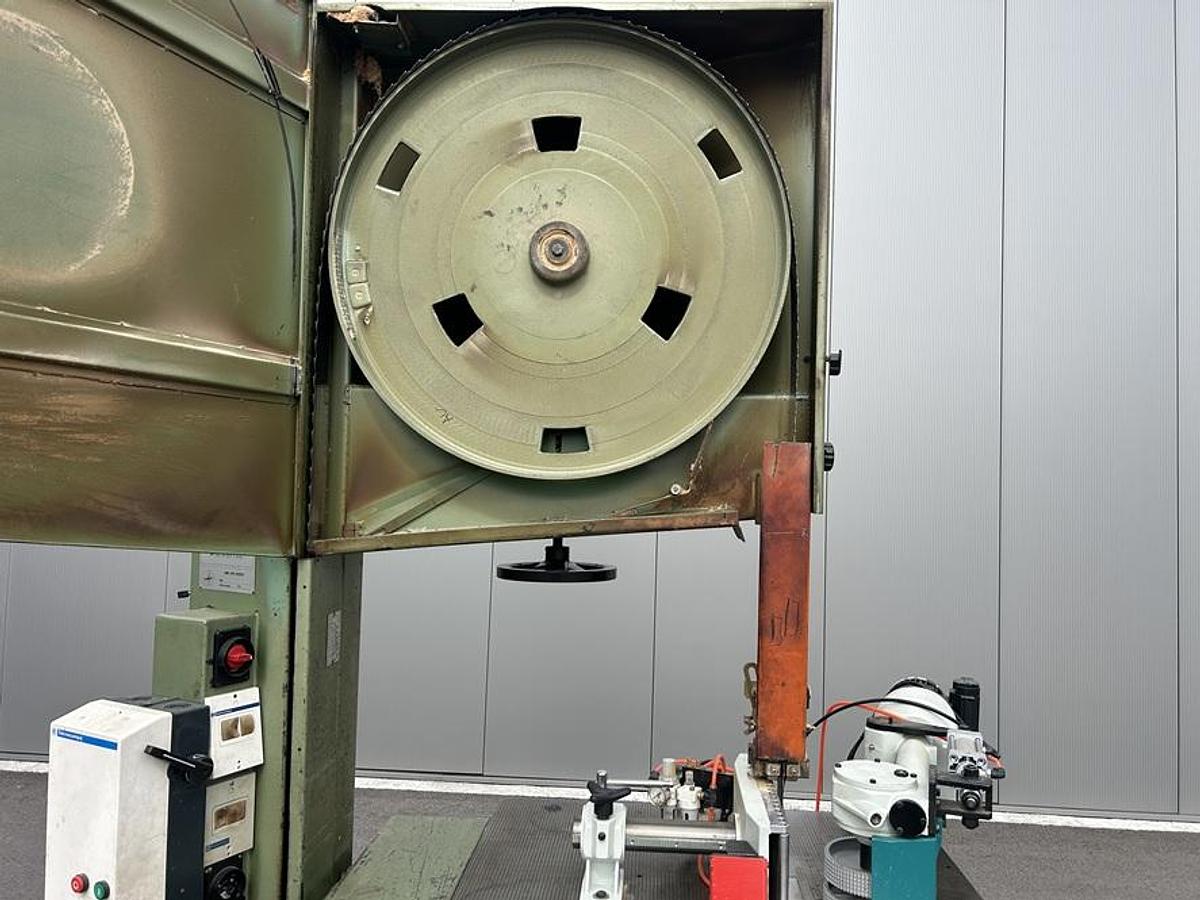 Used Scie à ruban dédoubleur MEBER SR-R1 900