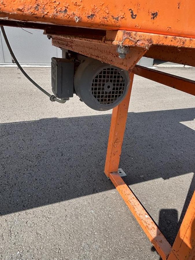 Used Convoyeur à tapis 700cm