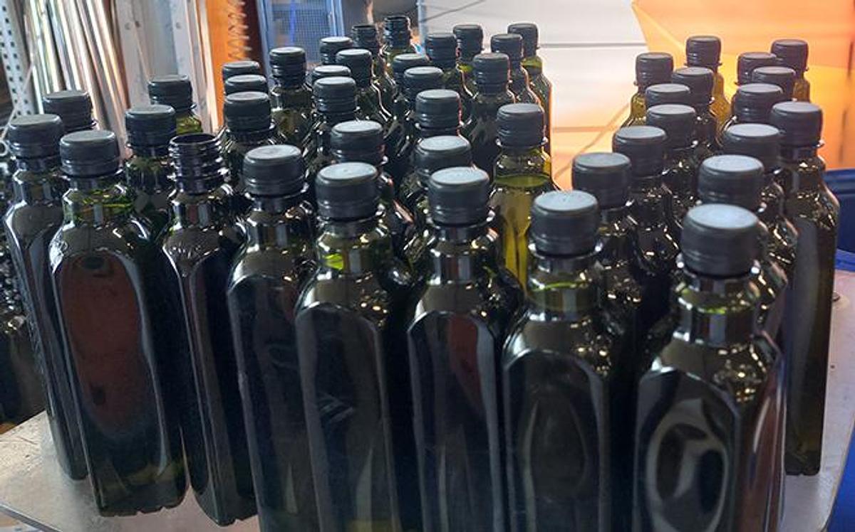 Monoblocco automatico di riempimento e tappatura per salse – MFC22 SD