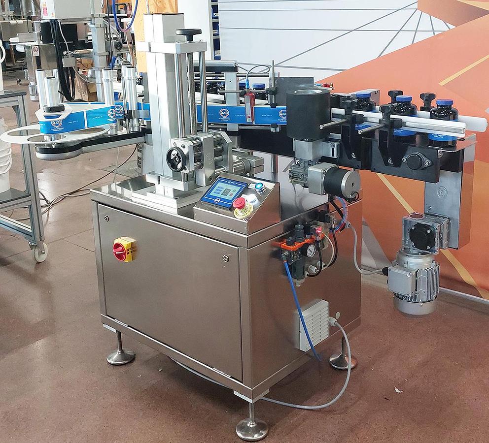 Etichettatrice automatica per prodotti cilindrici – M3005T PRO