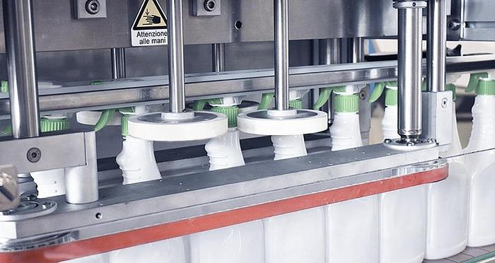 Usato RIEMPITRICI, TAPPATRICI ED ETICHETTATRICI PER BOTTIGLIE E FLACONI