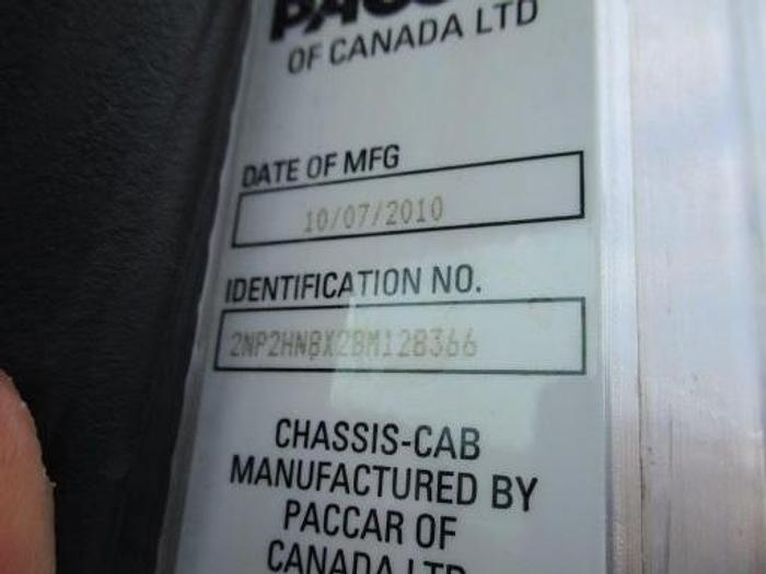 Used 2011 Peterbilt Slickline