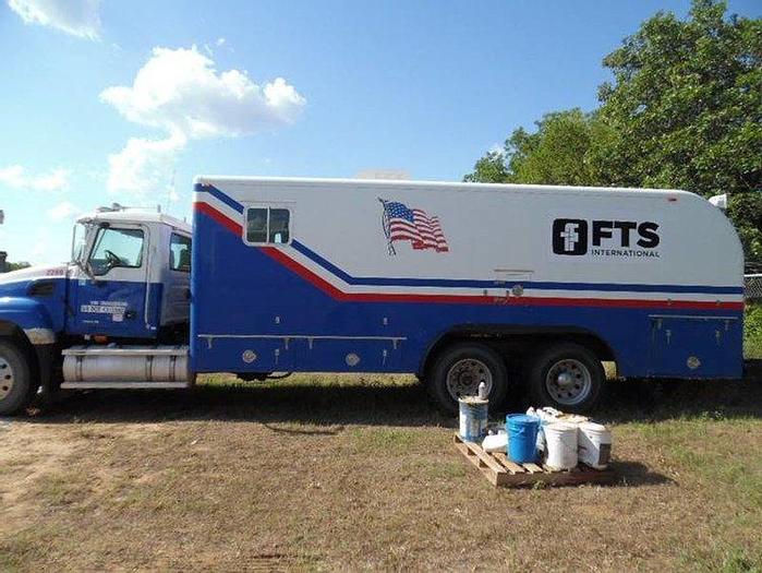 Used 2005 Mack Wireline