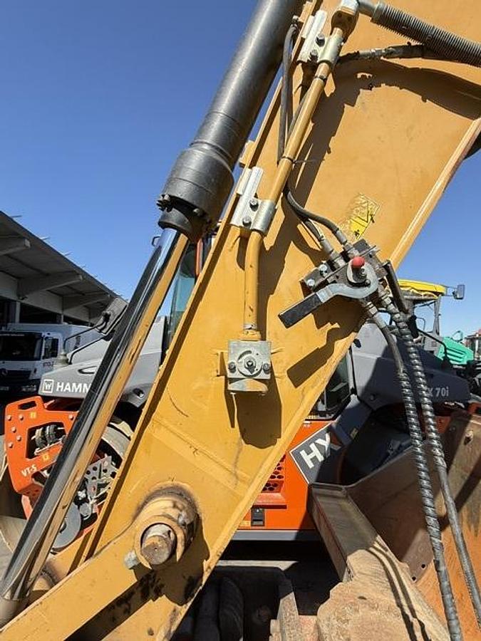 Gebraucht 2015 Caterpillar 329 ELN