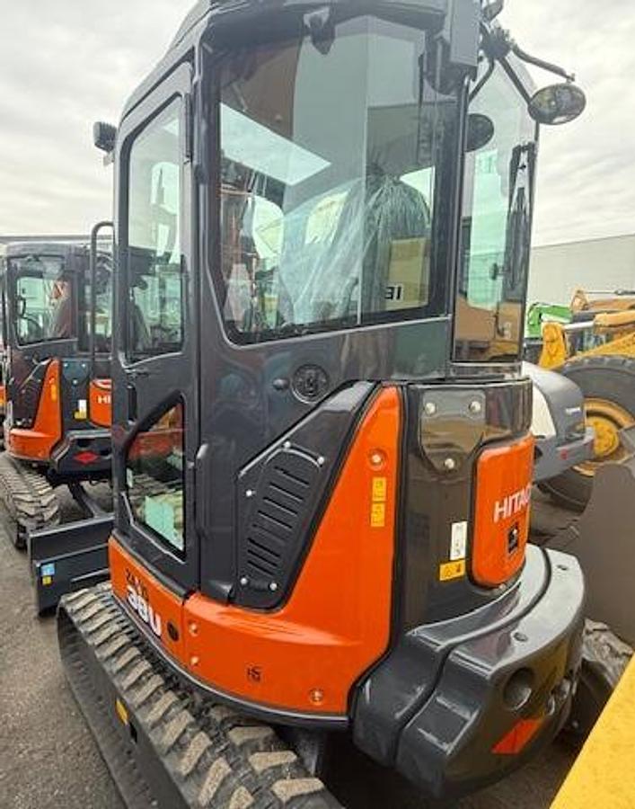 2025 Hitachi ZX 38 U-6