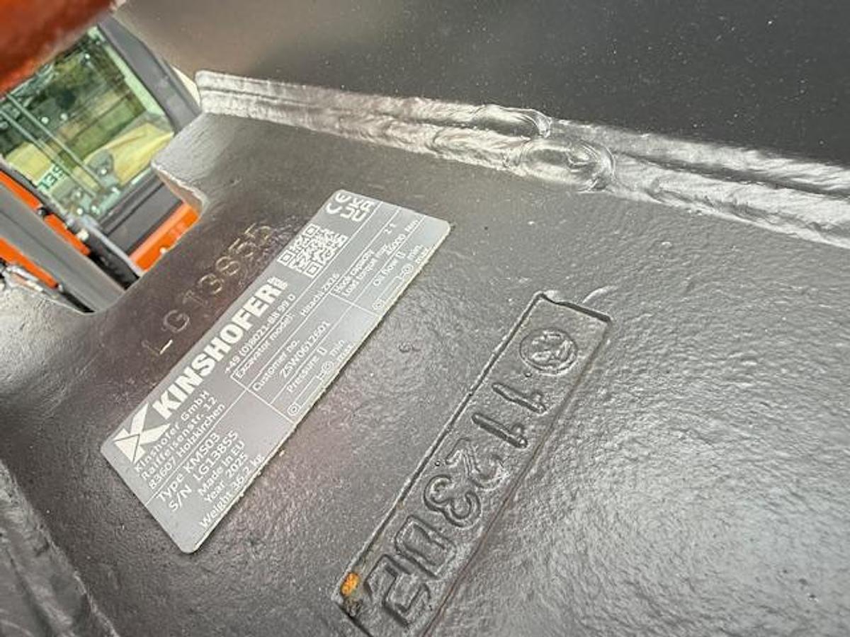 2025 Hitachi ZX26 U-6