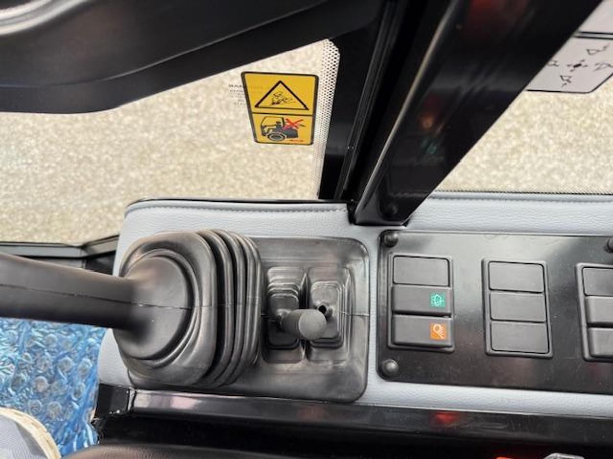 2025 Giant G2300 X-TRA HD