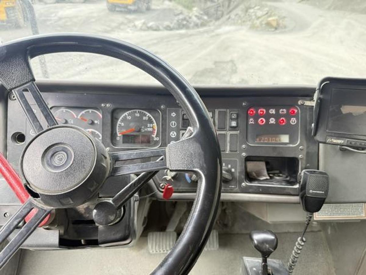 Gebraucht 2011 Caterpillar 775D
